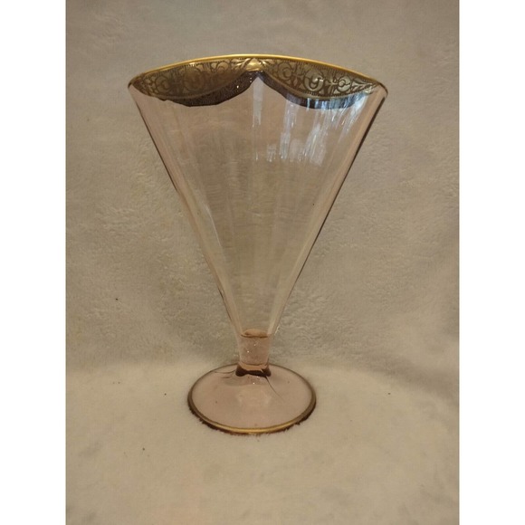 PINK Victoria's Secret Other - Vintage Fan Shaped Pink Ridge Glass Vase With Gold Trim 9"